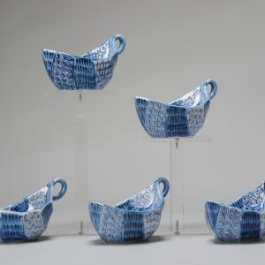 20C Japanese porcelain Arita Kaiseki dishes in boat shape Mark Gen’emon