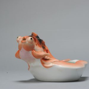 Vintage 20th C Chinese porcelain PROC Fish Water dropper China Marked
