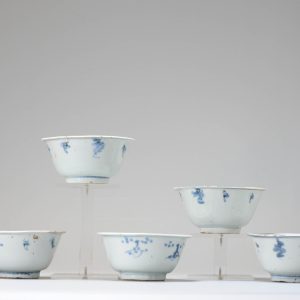 Unusual 16/17c Chinese Porcelain Ming Period Tea bowls China Antique