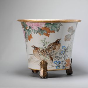 Antique Ca 1900 period Japanese Porcelain Jardiniere Japan Quails Flowers