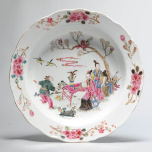 Antique Chinese 18C Famille Rose Figural Lady Plate Yongzheng/ early Qianlong China