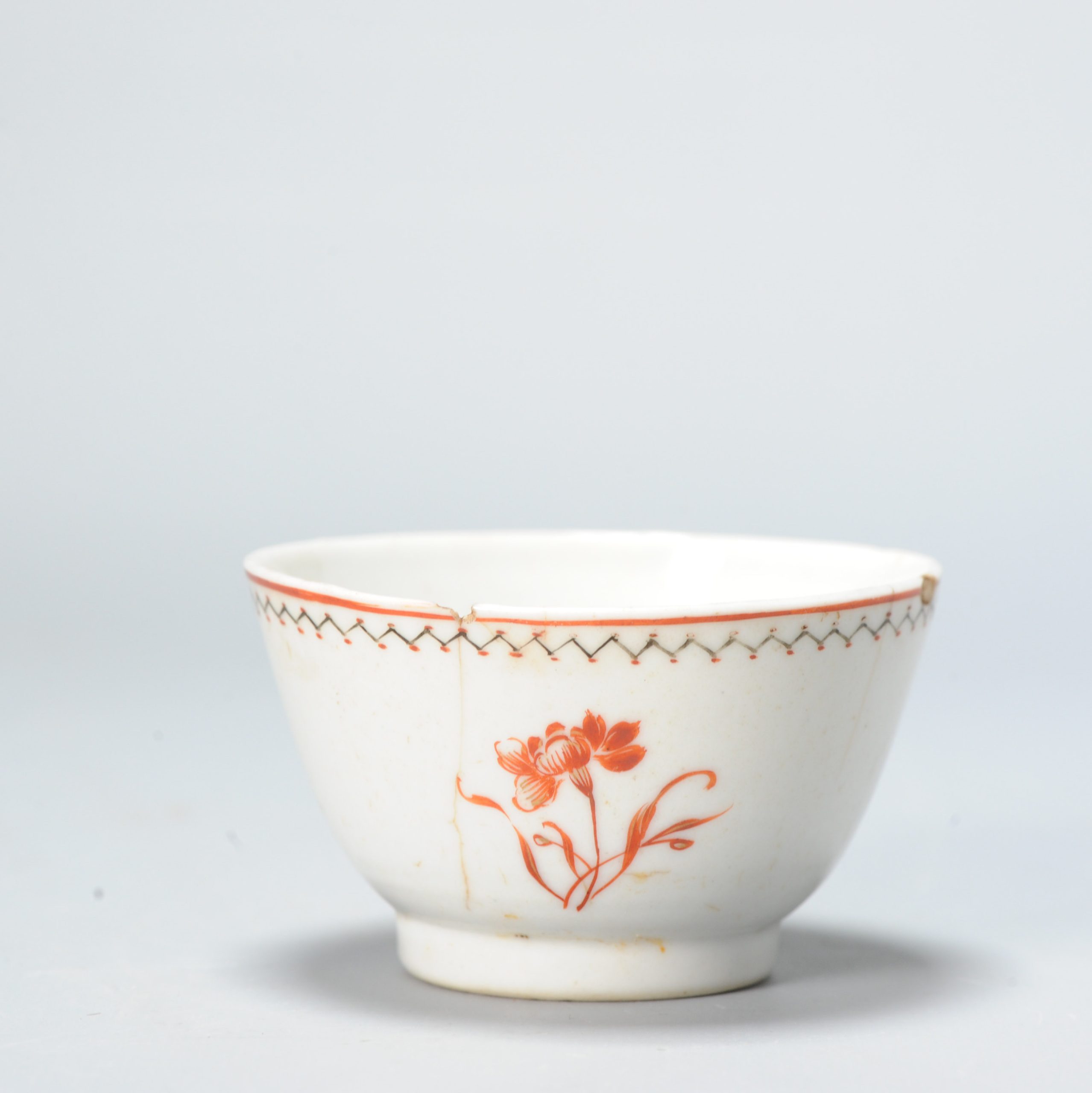 18C Chinese Porcelain Qianlong Red Rouge de Fer Tea Cup Antique