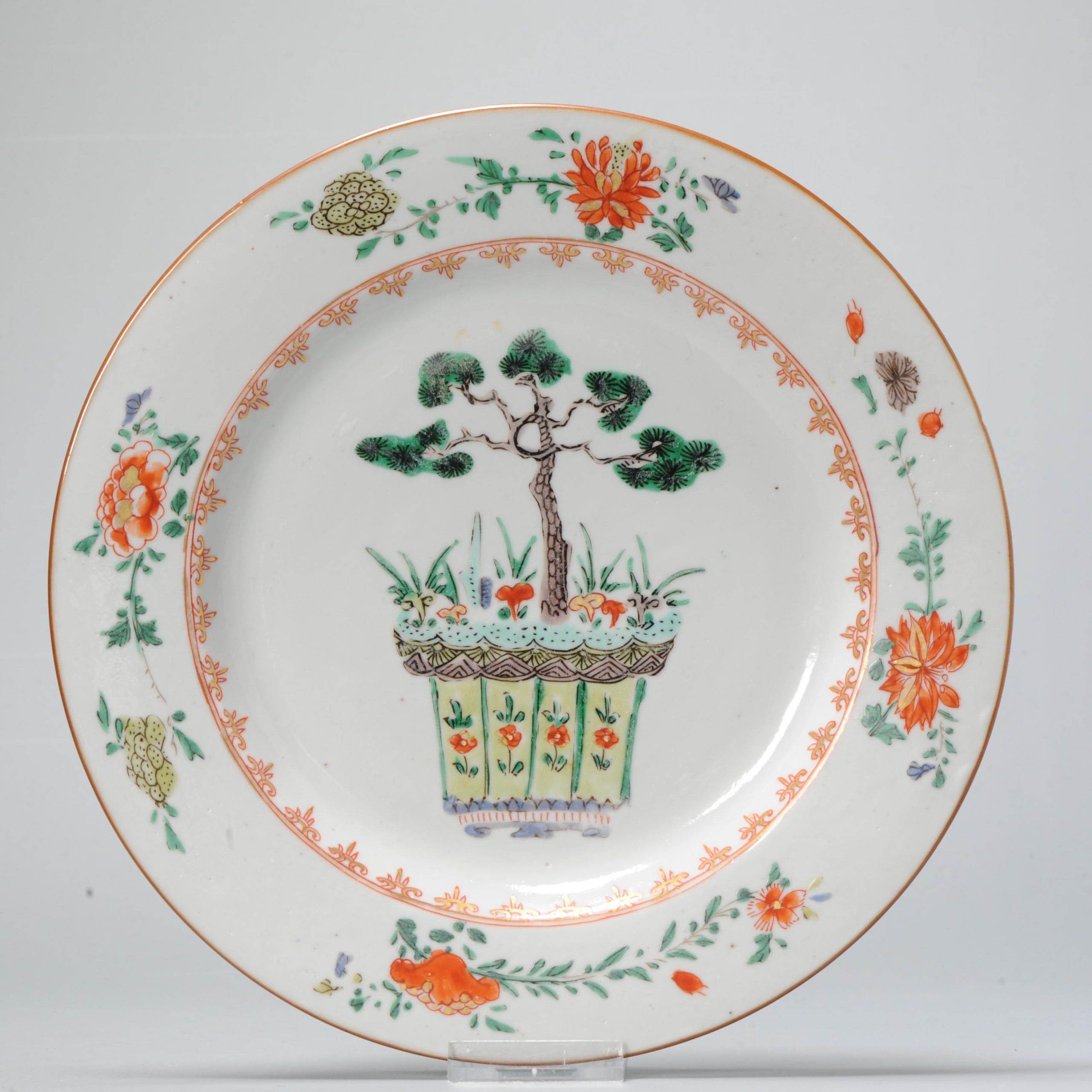 Antique first half 18C Chinese porcelain Plate Garden Pine Tree Famille Verte