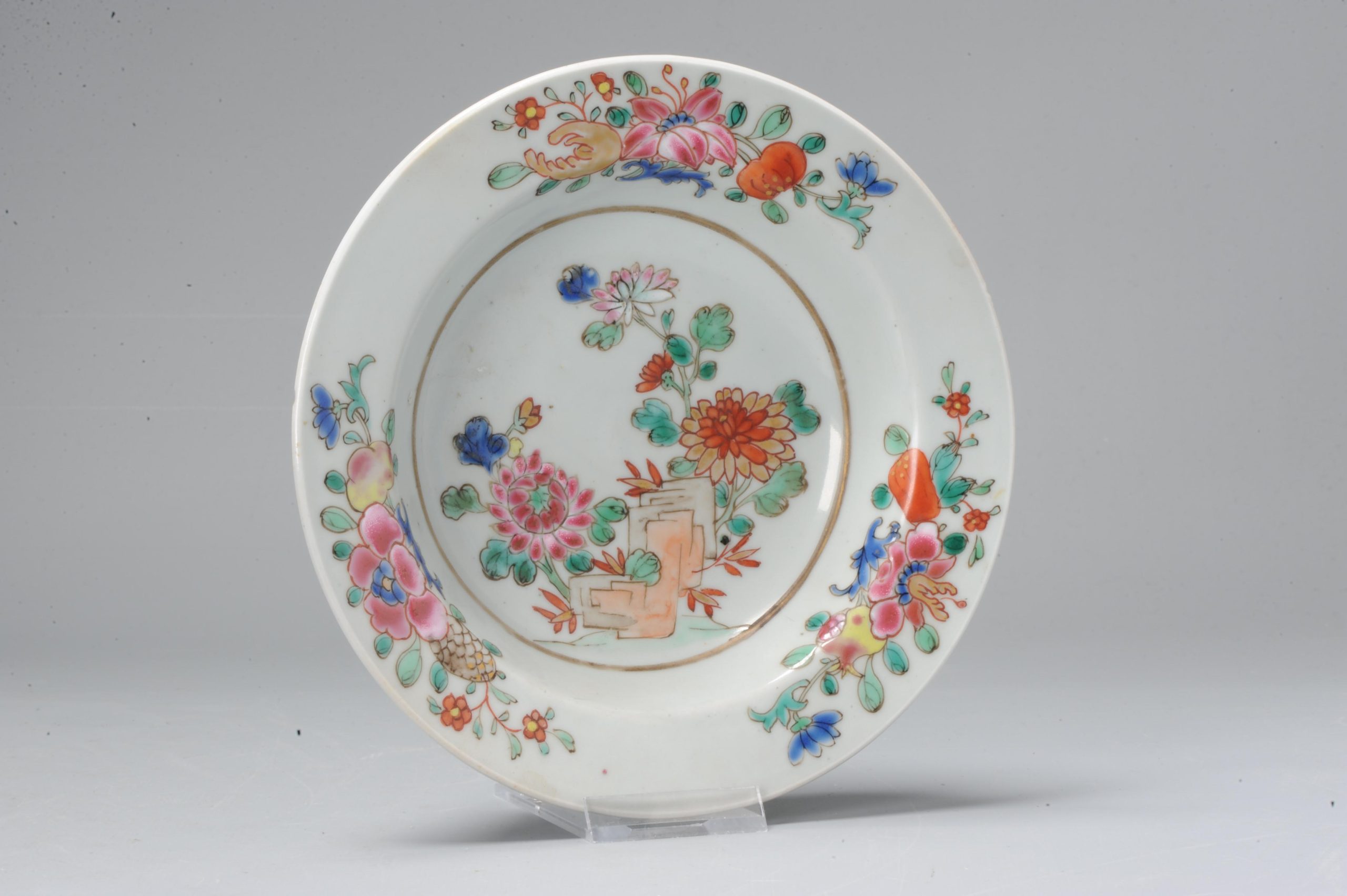 Antique Chinese Porcelain 18C Qing period Dish with Flowers unmarked