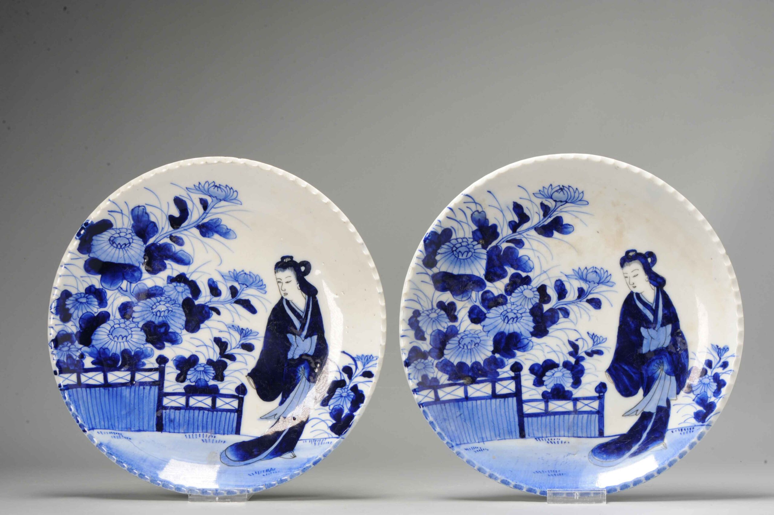 Antique 19/20C Meji Arita Japanese Porcelain Blue White plates with Geisha Arita