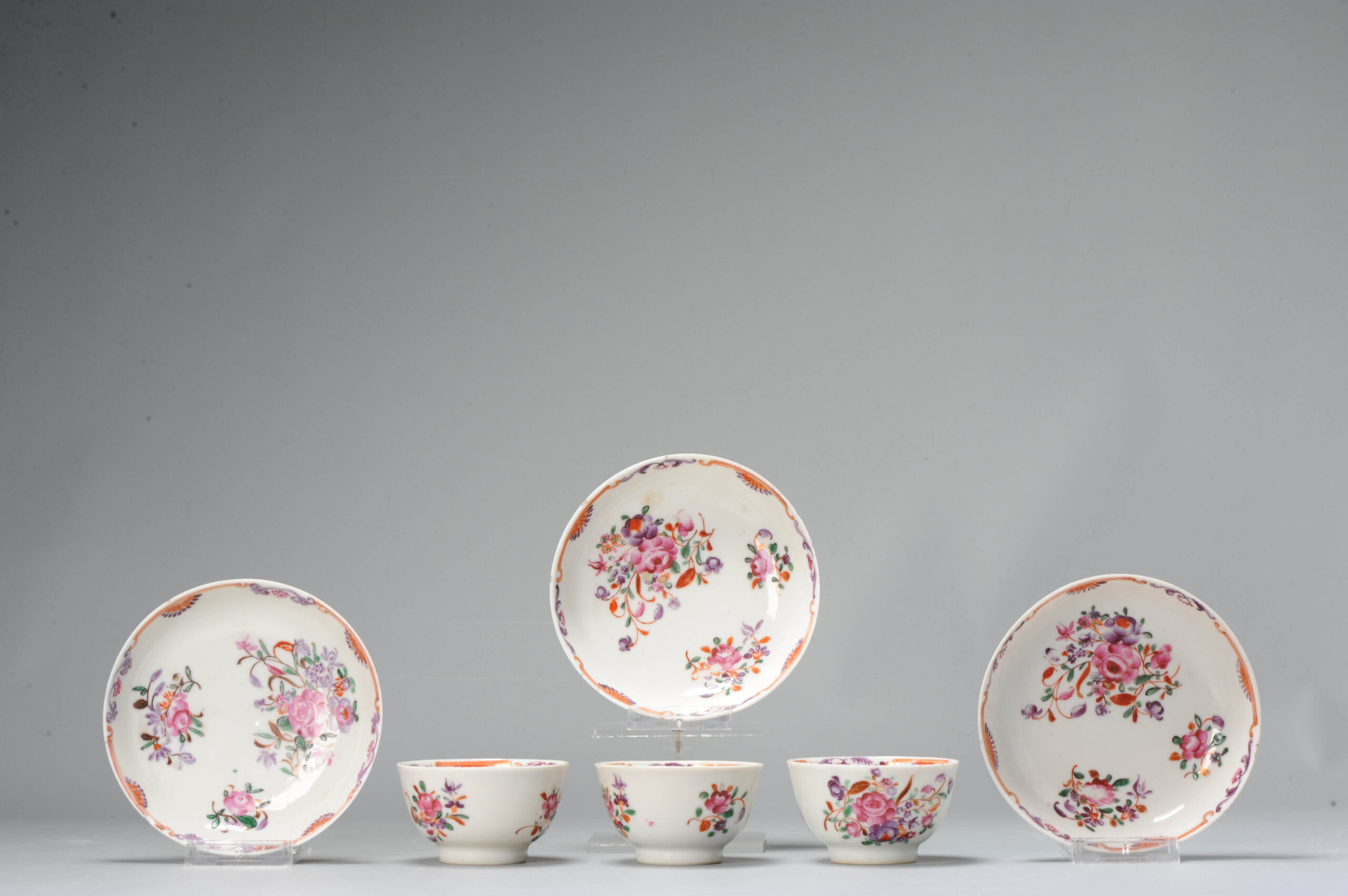 Set of #3 – 18th C  Chinese Porcelain Tea Bowls Chine de Commande Qianlong