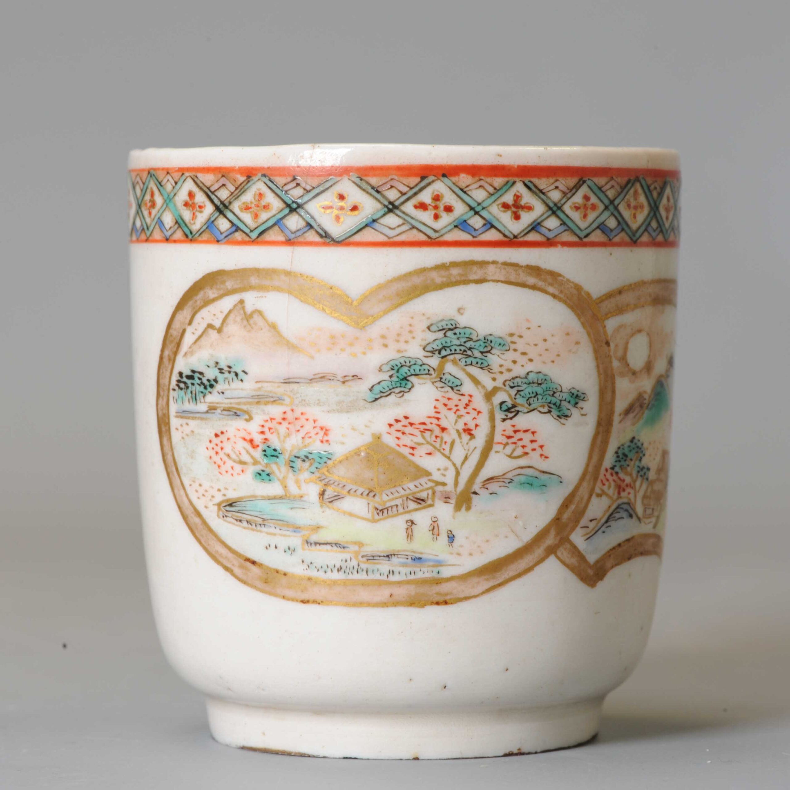 Antique Meiji period Japanese Satsuma Cup or Incense Burner Choshuzan workshop
