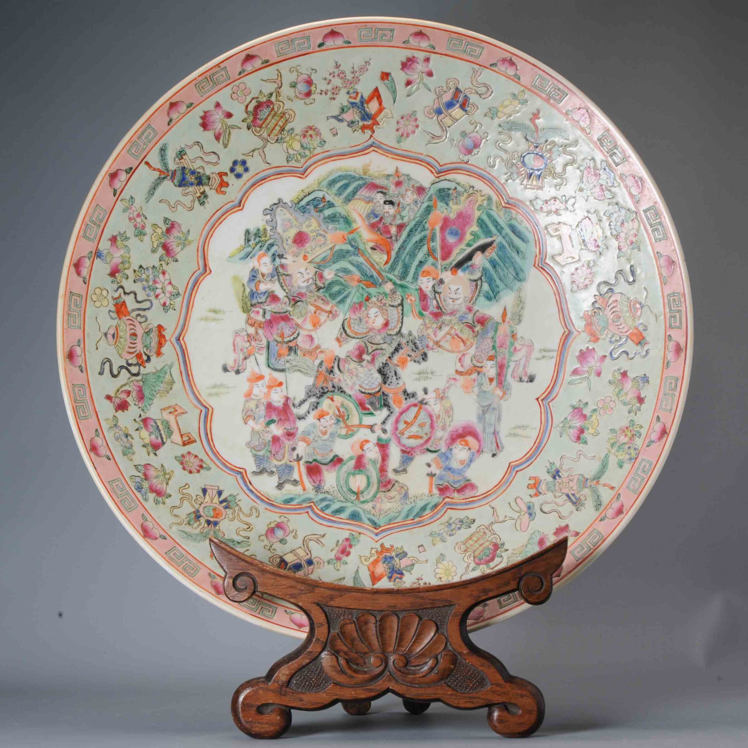 Vintage Charger Chinese porcelain PROC Famille Rose with Warrior Plate