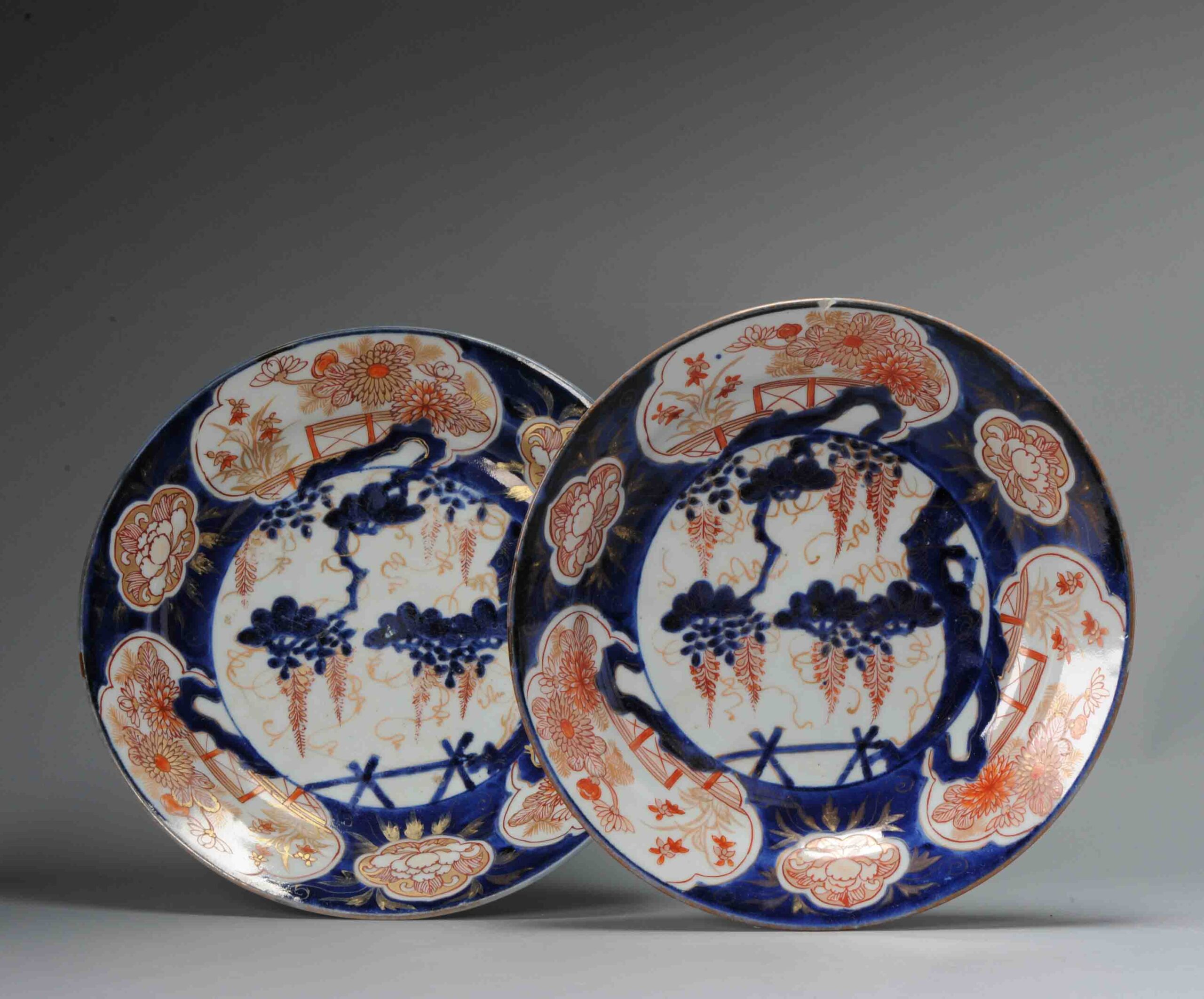 Antique  Edo period 1690-1700 Japanese Porcelain Rare Wisteria Plates